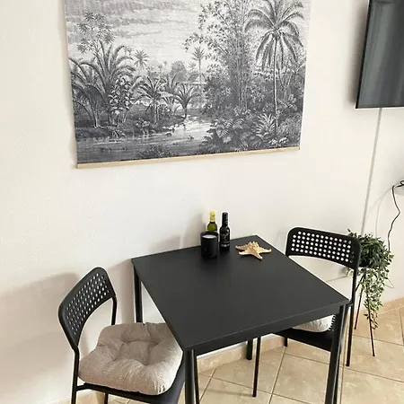 Lägenhet Studio Apartments M&N