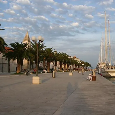 Studio Apartments M&N *