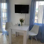 Studio Apartments M&N Apartment