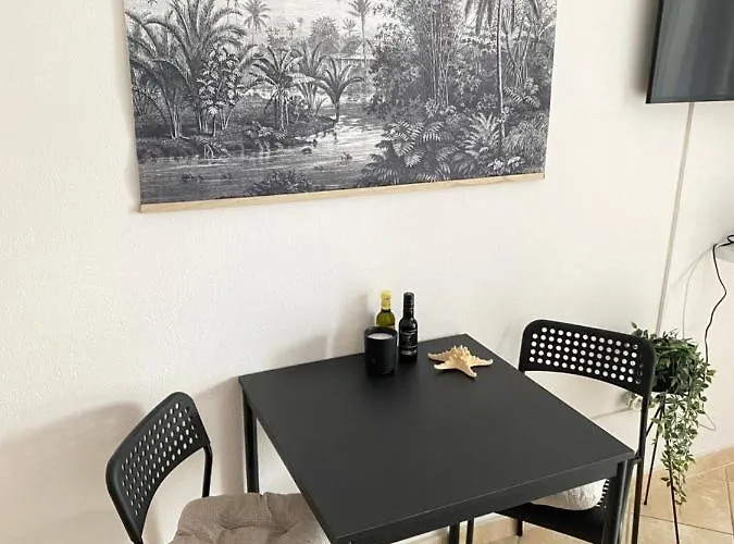 Апартаменты Studio Apartments M&N