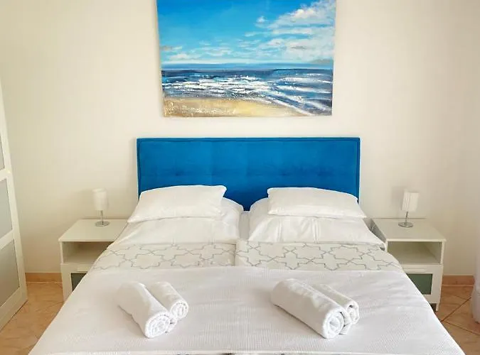 M&n * トロギール